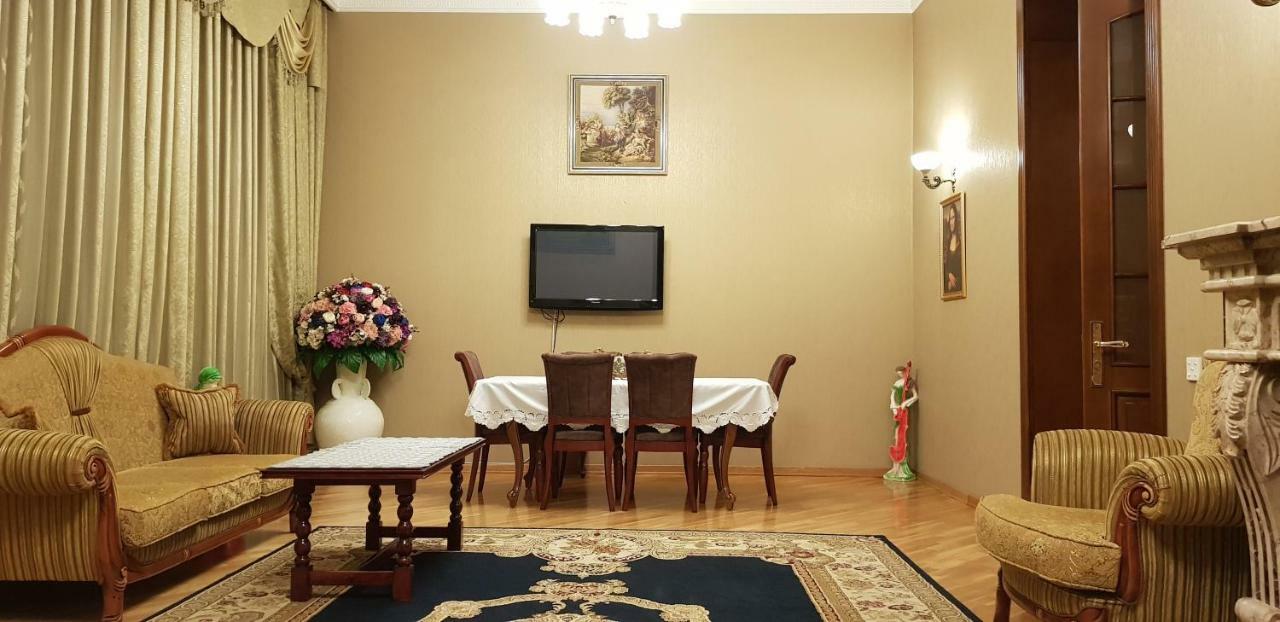 Gulluoglu Royal Suite Luxury Apartment Bakú Exterior foto