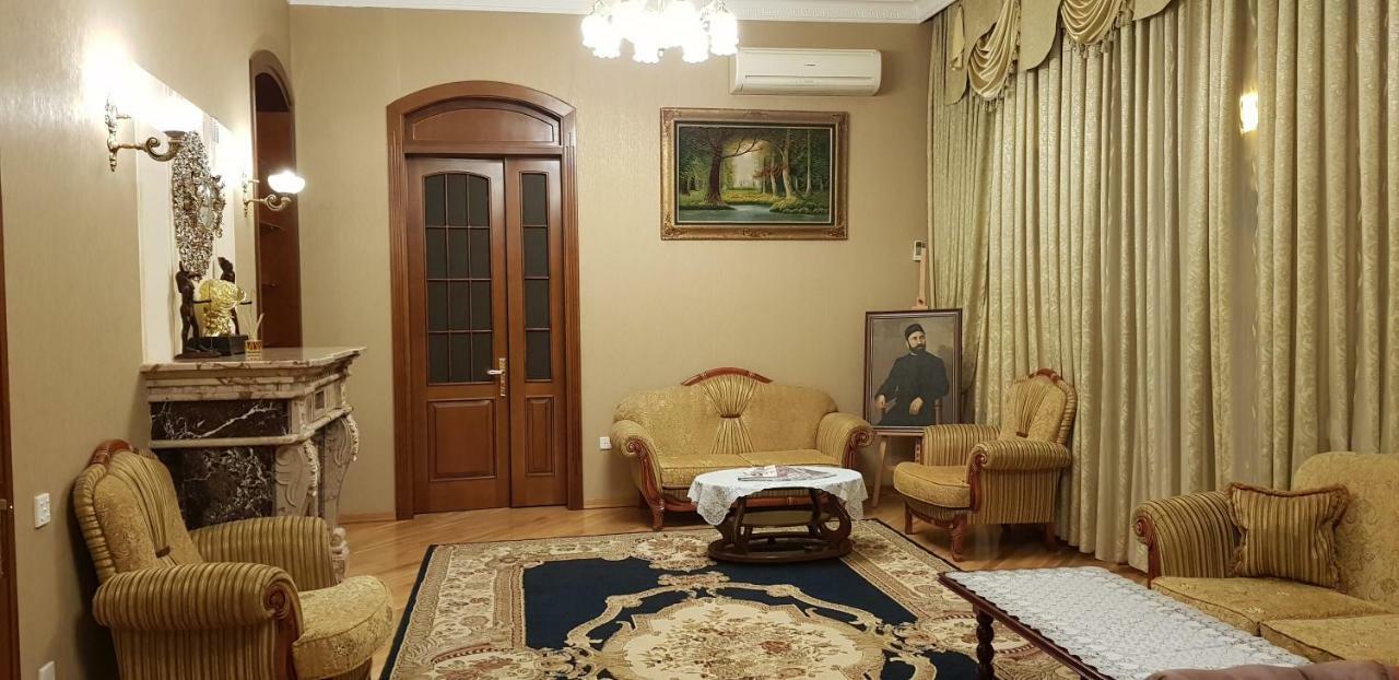 Gulluoglu Royal Suite Luxury Apartment Bakú Exterior foto