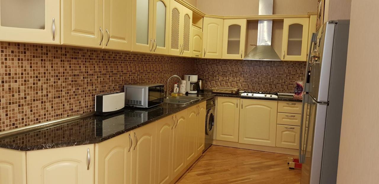 Gulluoglu Royal Suite Luxury Apartment Bakú Exterior foto